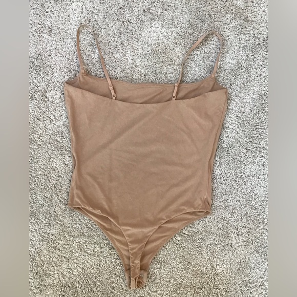 SKIMS Cami Bodysuit | Clay - Picture 7 of 10